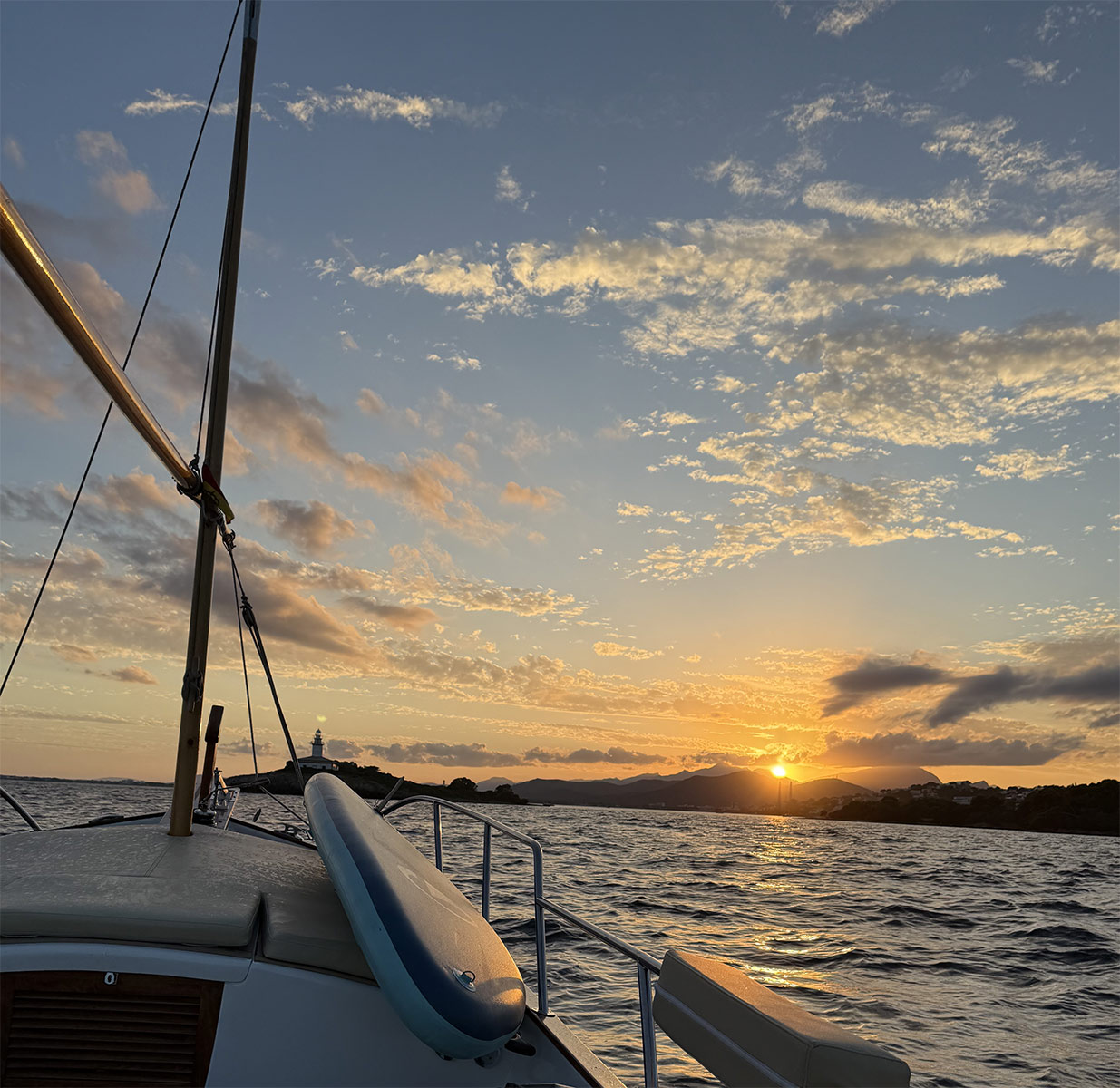 Sunset boat trip Alcudia electric sailing Mallorca